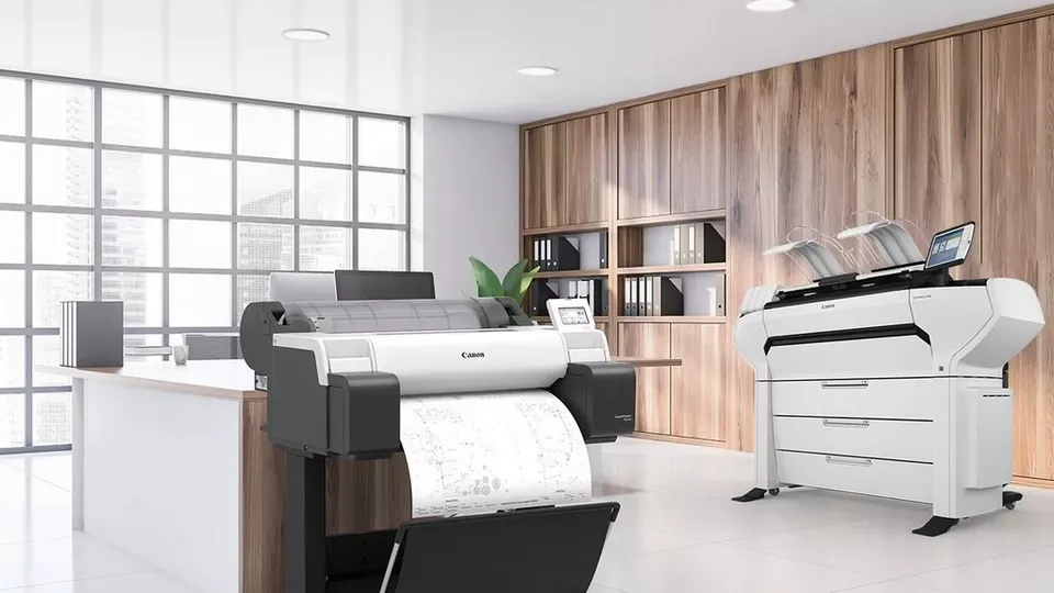 Plotter Canon per stampa grande formato: guida alla scelta per tecnici, fotografi e creativi.